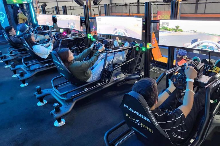 Richer| China's Leading Racing Simulator Manufacturer Factory 4 car racing simulator